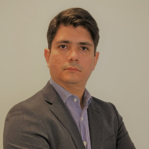 Foto de Diego Rojas - Data Centers: Engenharia, Inovação e Sustentabilidade - O Futuro das Infraestruturas
